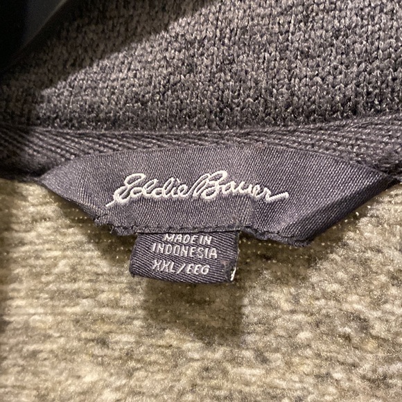 Eddie Bauer 1/4 zip fleece sweatshirt - Picture 5 of 5